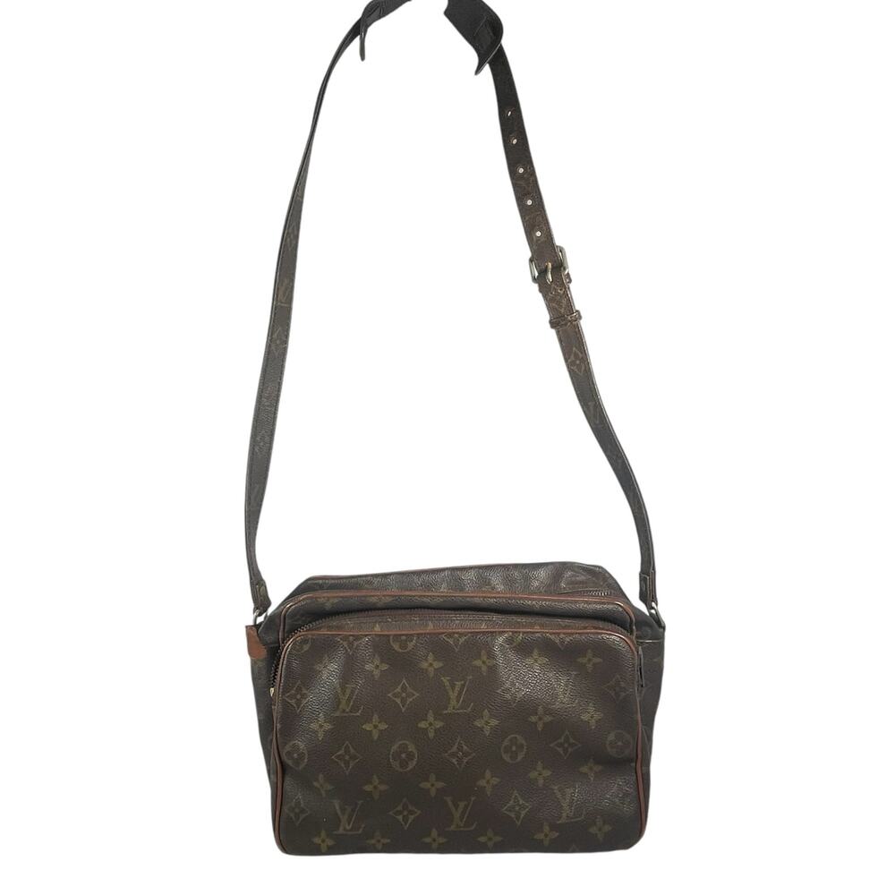 Authentic Louis Vuitton Nile Crossbody Bag Monogram Brown Leather